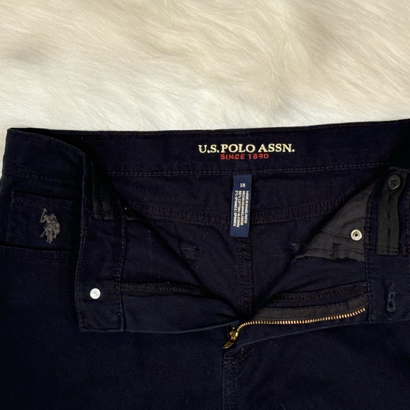 US Polo Association black jeans, kids size 18, like new. - Picture 2 of 5